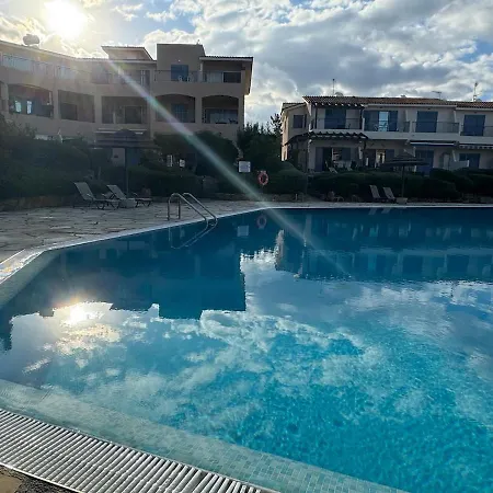 Apartamento Regina Gardens 2 *